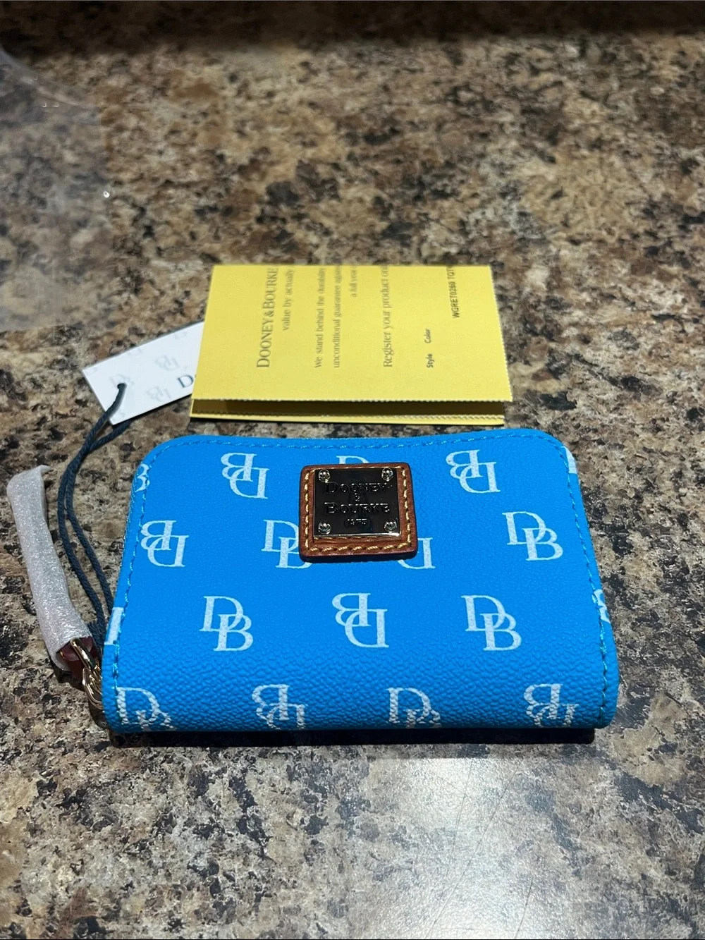 Dooney & Bourke Gretta Zip Around Credit Card Case